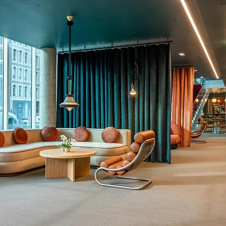 Cenica Hotel, Curio Collection By Hilton ホテル